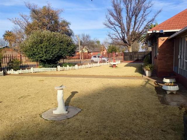 House for sale in Viljoenskroon, Free State