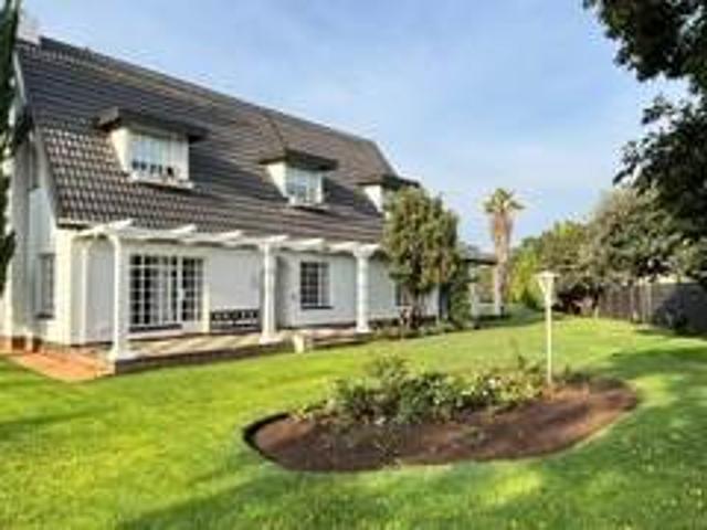 House for sale in Viljoenskroon, Free State