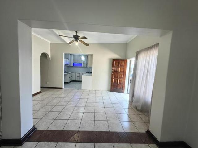 House for rent in Waterkloof, Gauteng
