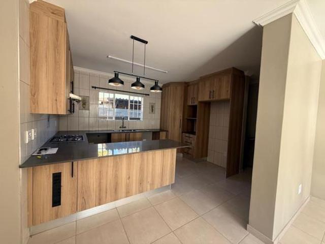 House for rent in Waterkloof, Gauteng