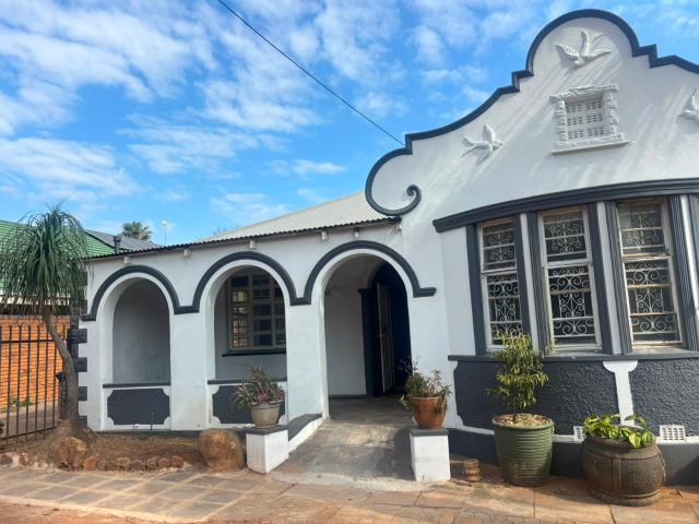 House for rent in Waterkloof, Gauteng