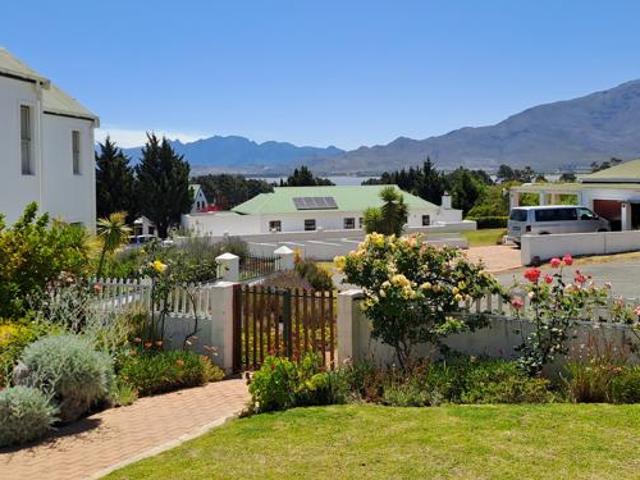 House for sale in Grabouw, Western Cape