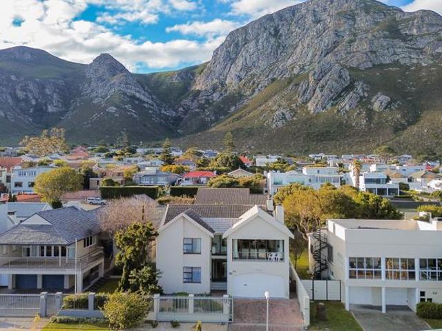 House for sale in Western Cape