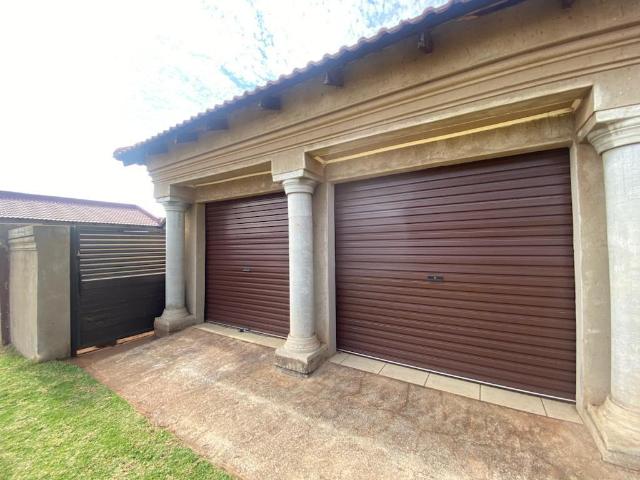 House for sale in Vosloorus