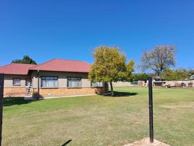 House for sale in Vredefort, Ngwathe Local Municipality
