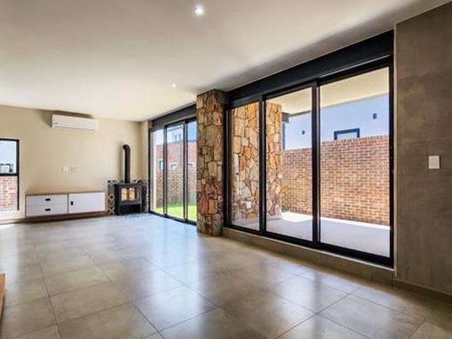 House for sale in Dr Kenneth Kaunda, North West
