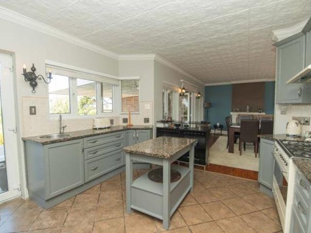 House for sale in Nelson Mandela Bay Ward 18, Nelson Mandela Bay Metropolitan Municipality