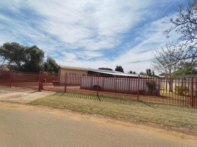 House for sale in Frances Baard, Northern Cape