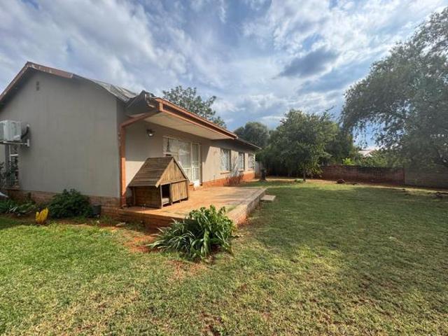 House for sale in Frances Baard, Northern Cape