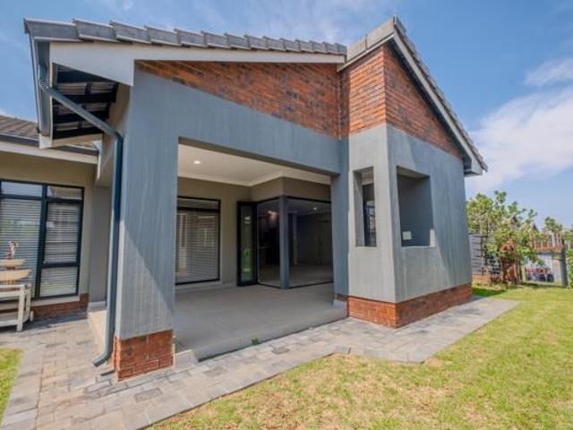 House for rent in Waterkloof, Gauteng