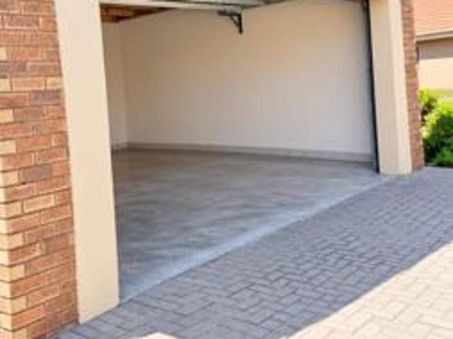 House for sale in Rustenburg Local Municipality, Bojanala Platinum District Municipality