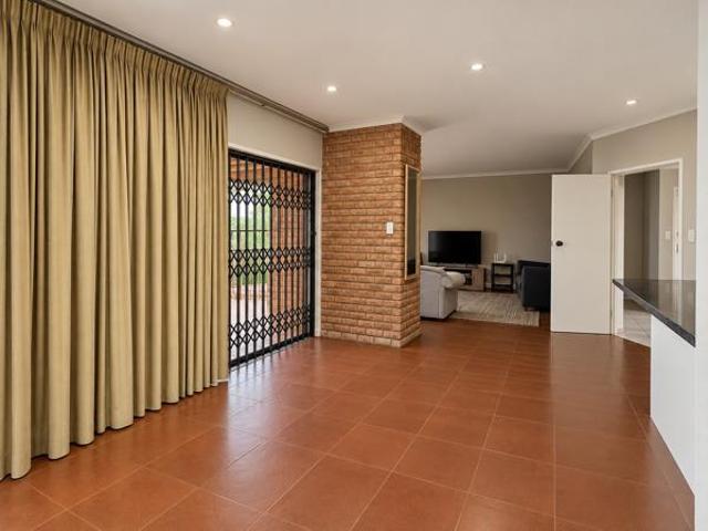 House for rent in Waterkloof, Gauteng