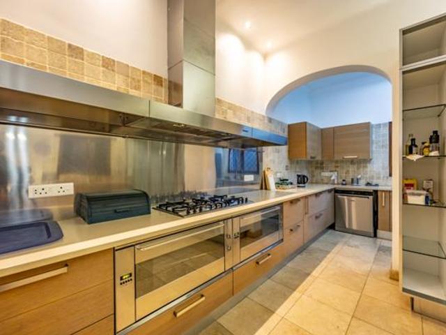 House for rent in Waterkloof, Gauteng
