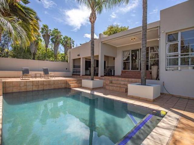 House for rent in Waterkloof, Gauteng