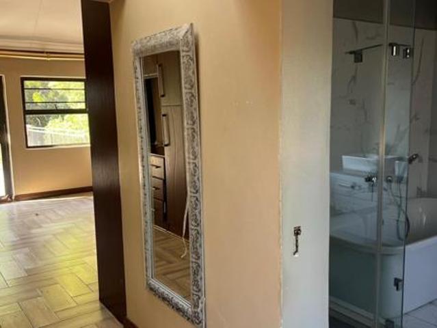 House for rent in Waterkloof, Gauteng