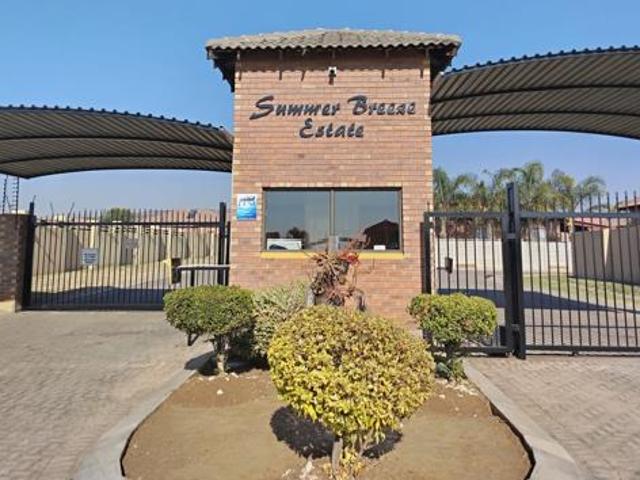 House for sale in Rustenburg Local Municipality, Bojanala Platinum District Municipality