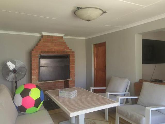 House for sale in Rustenburg Local Municipality, Bojanala Platinum District Municipality