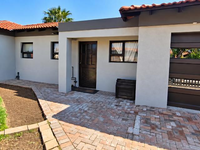 House for sale in Rustenburg, Rustenburg Local Municipality