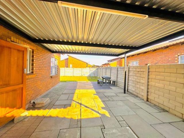 House for sale in Rustenburg Local Municipality, Bojanala Platinum District Municipality