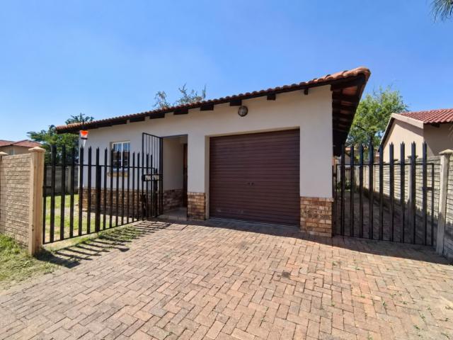 House for sale in Rustenburg, Rustenburg Local Municipality
