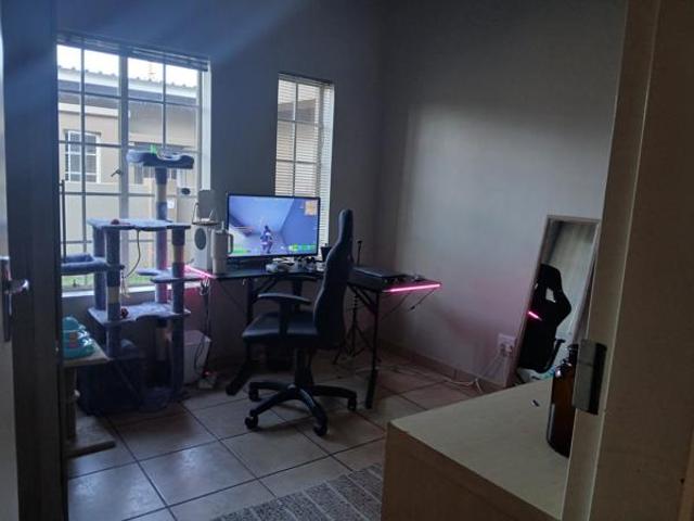 House for sale in Rustenburg Local Municipality, Bojanala Platinum District Municipality