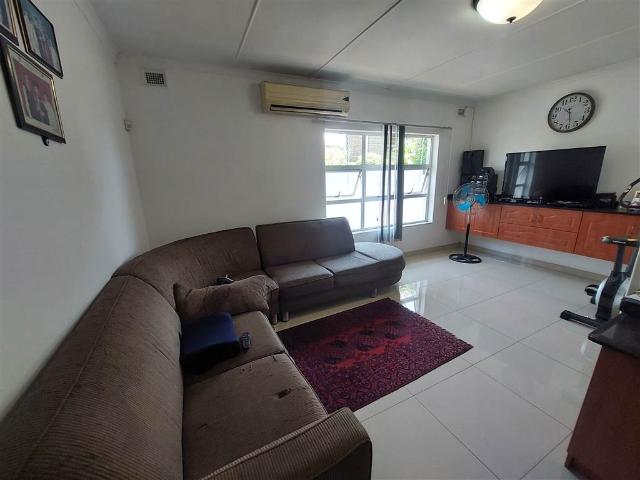 House for sale in Tongaat Beach, Kwazulu-natal