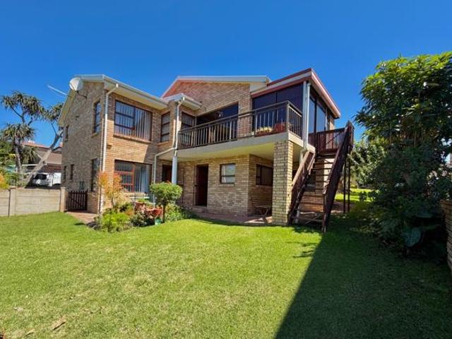 House for sale in Jeffreys Bay, Kouga Local Municipality