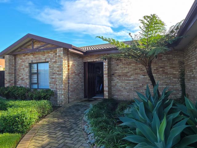 House for sale in Cape St Francis, Eastern Cape