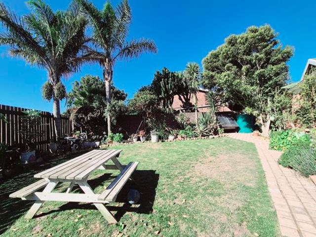 House for sale in Cape St Francis, Eastern Cape