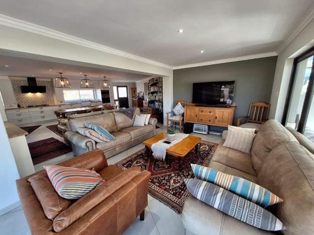 House for sale in Cape St Francis, Eastern Cape