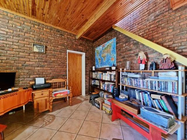 House for sale in Jeffreys Bay, Kouga Local Municipality