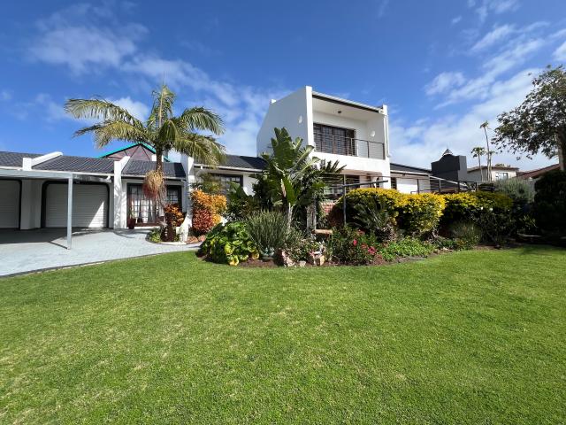 House for sale in Cape St Francis, Eastern Cape