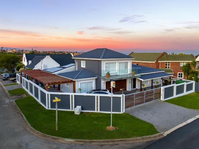 House for sale in Cape St Francis, Eastern Cape