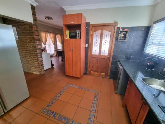 House for rent in Waterkloof, Gauteng