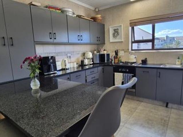 House for sale in Cape Town, Western Cape