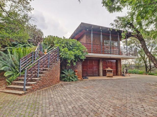 House for sale in Waterkloof, Gauteng