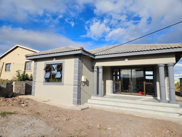 House for sale in Chatsworth, Kwazulu-natal
