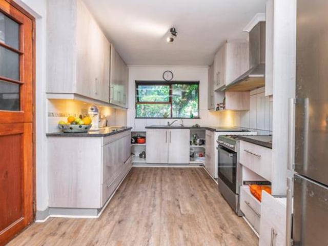 House for sale in Cape Town, Western Cape