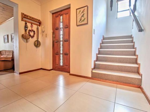 House for sale in Cape Town, Western Cape