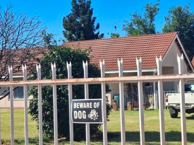 House for sale in Welkom, Matjhabeng Local Municipality