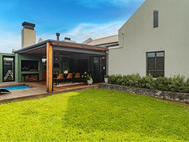 House for sale in Bergsig, Durbanville