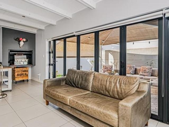 House for sale in Bergsig, Durbanville