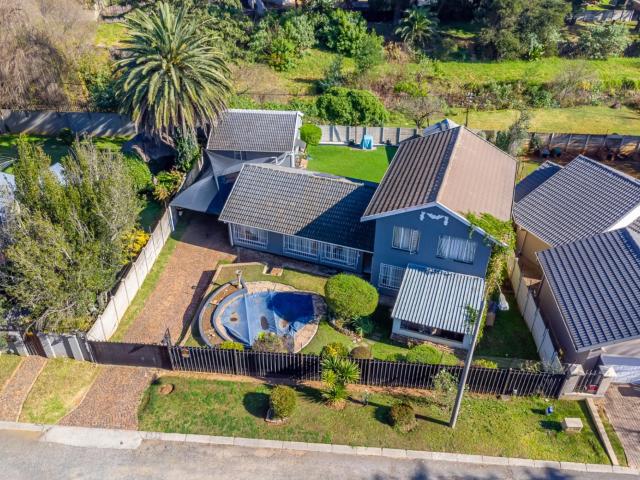 House for sale in Nooitgedacht, Gauteng