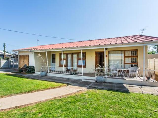 House for sale in Groot Brak Rivier, Western Cape