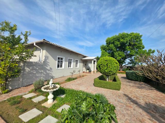 House for sale in Groot Brak Rivier, Western Cape