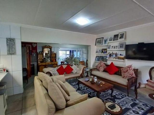 House for sale in Groot Brak Rivier, Western Cape