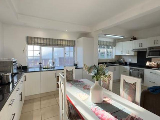 House for sale in Bushmans River Mouth, Eastern Cape