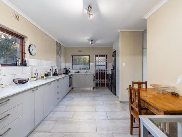 House for sale in Cape Town, Western Cape