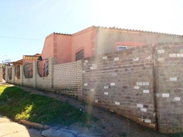 House for sale in Port Elizabeth, Eastern Cape