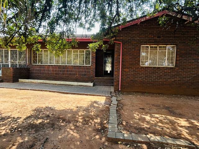 House for sale in Waterkloof, Gauteng